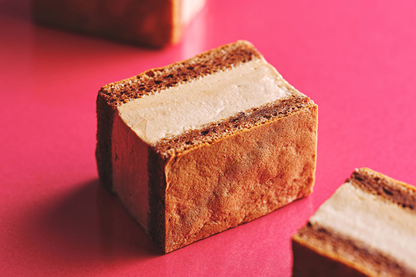 ふんわり生クリームシフォンサンド ショコラ