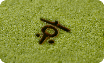 紋を大切にする京文化に習った「焼印」